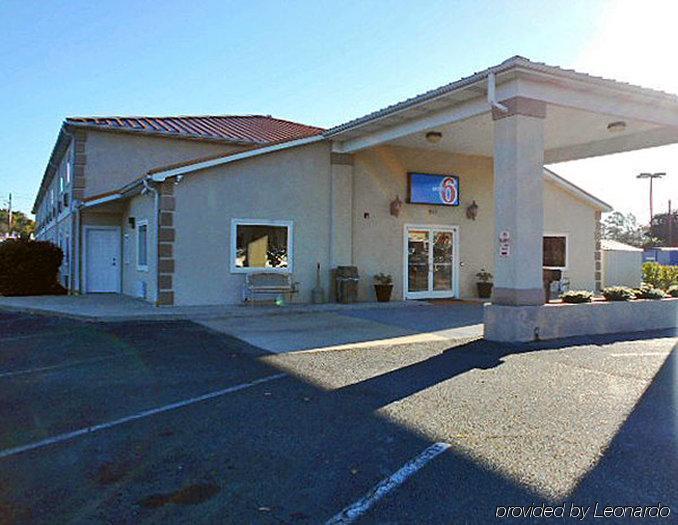 Motel 6-Hinesville, Ga Екстер'єр фото