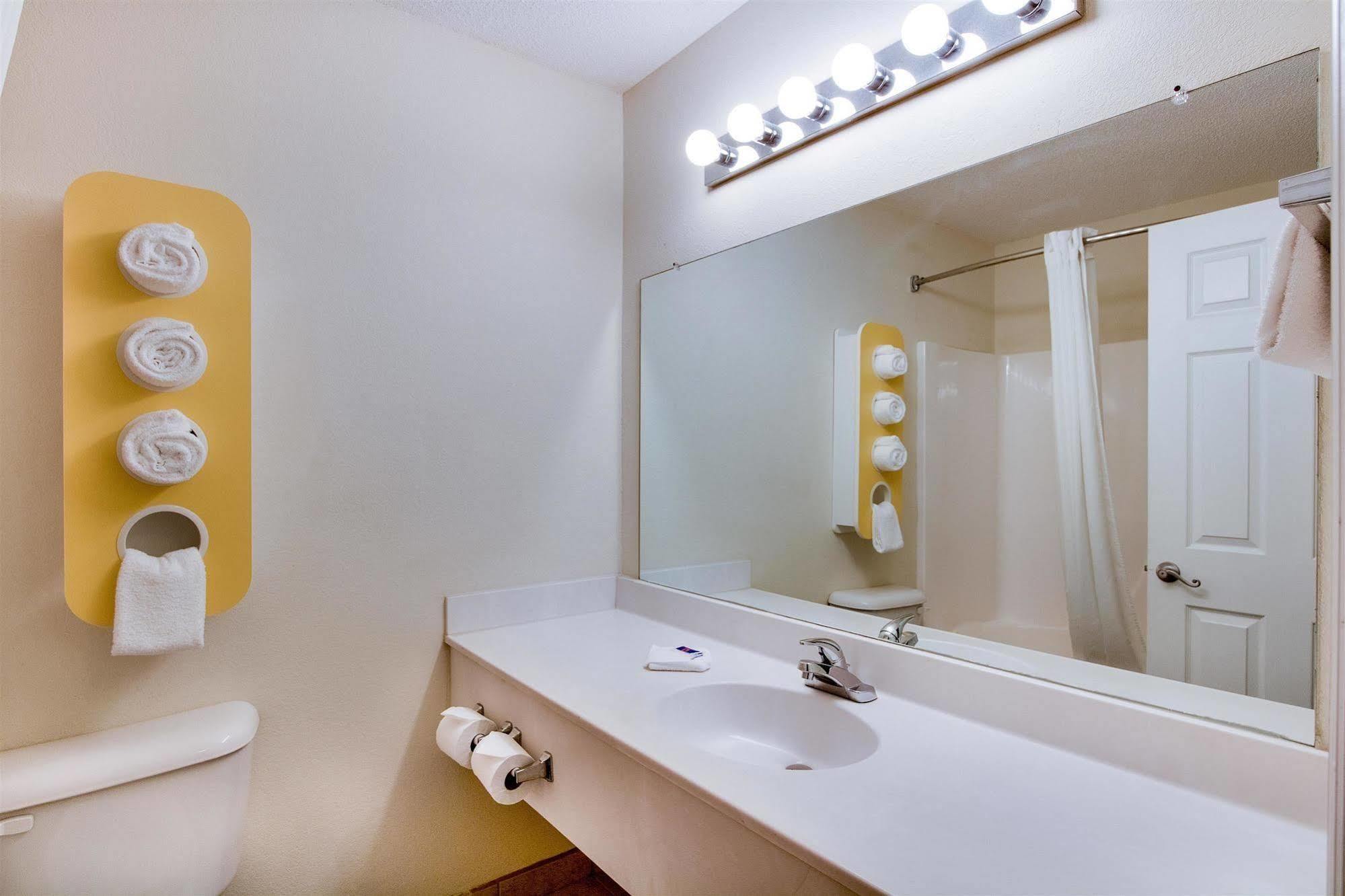 Motel 6-Hinesville, Ga Екстер'єр фото
