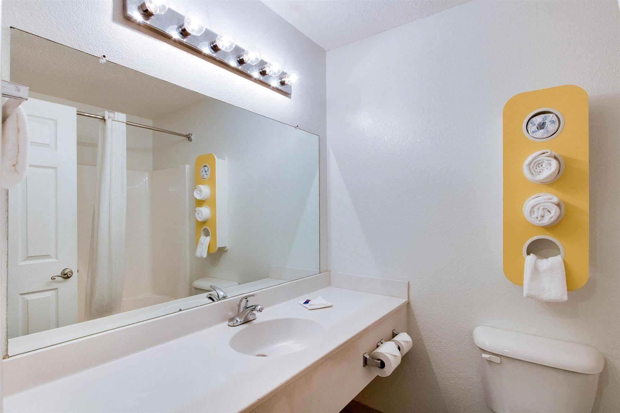 Motel 6-Hinesville, Ga Екстер'єр фото