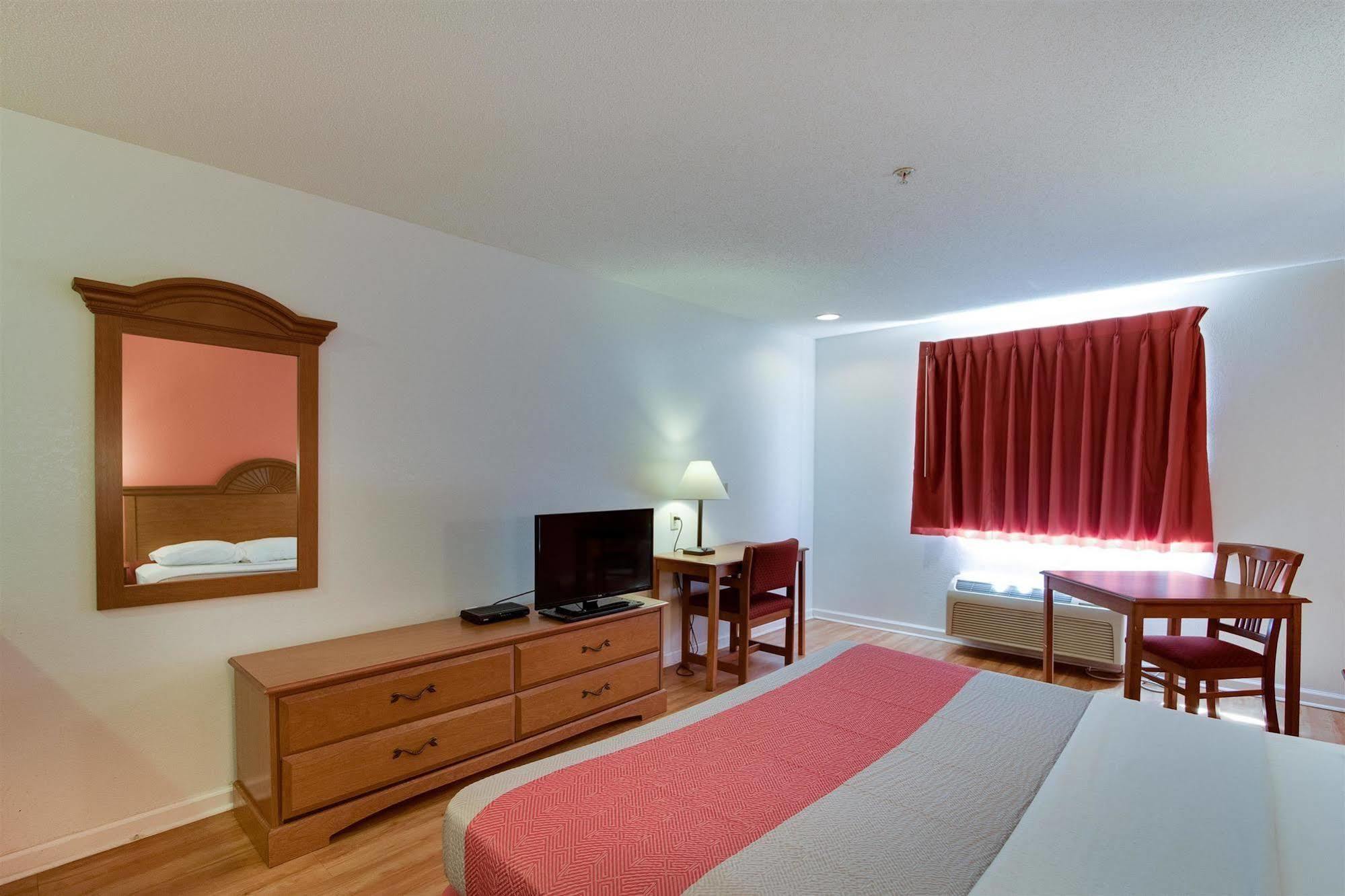 Motel 6-Hinesville, Ga Екстер'єр фото