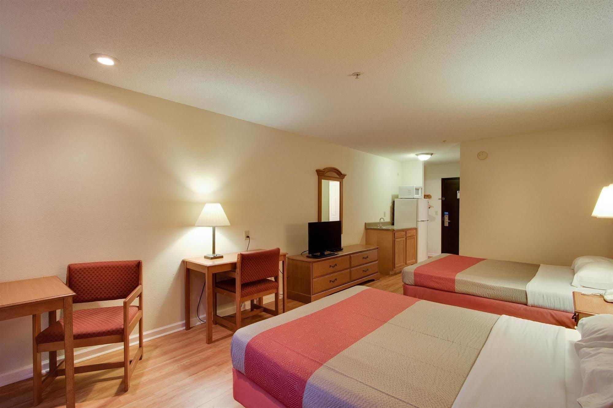 Motel 6-Hinesville, Ga Екстер'єр фото