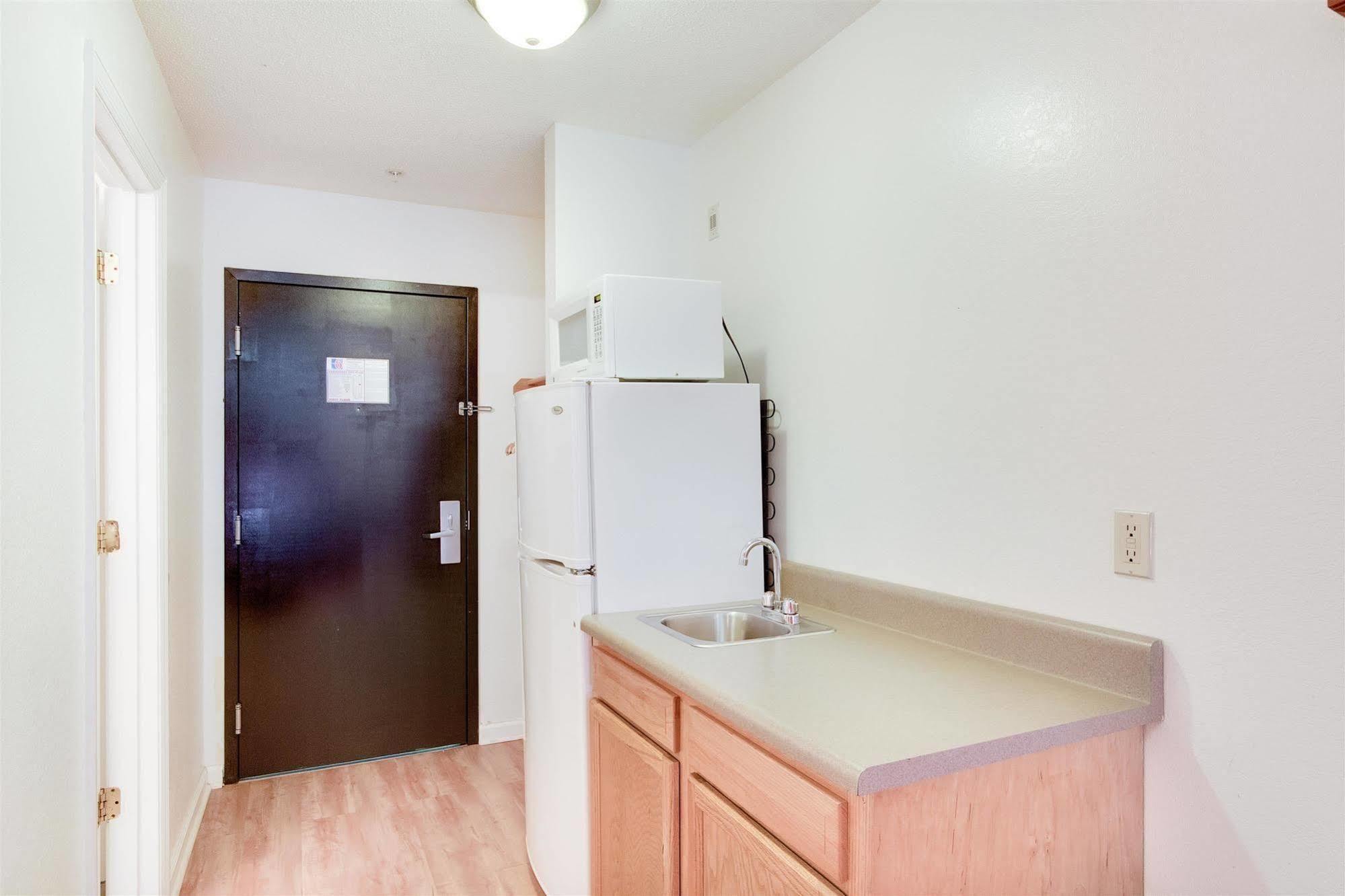 Motel 6-Hinesville, Ga Екстер'єр фото